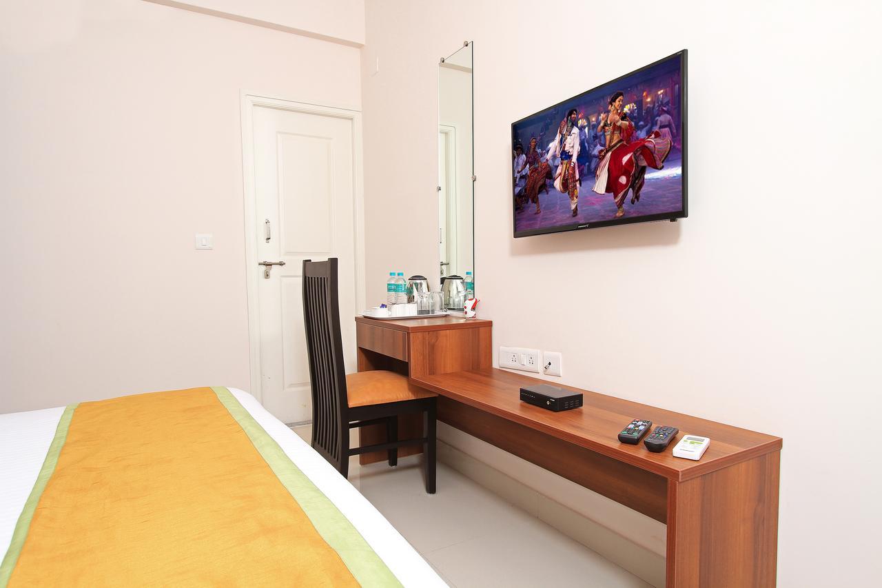 Arra Grande Suites - Nearest Airport Hotels Bangalore Devanahalli Exterior photo